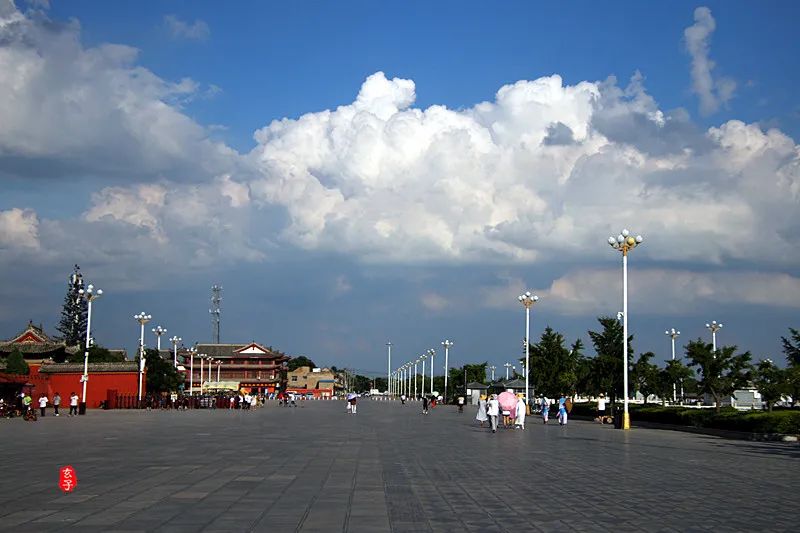 172337rs6bylu2u6e2z942.jpg