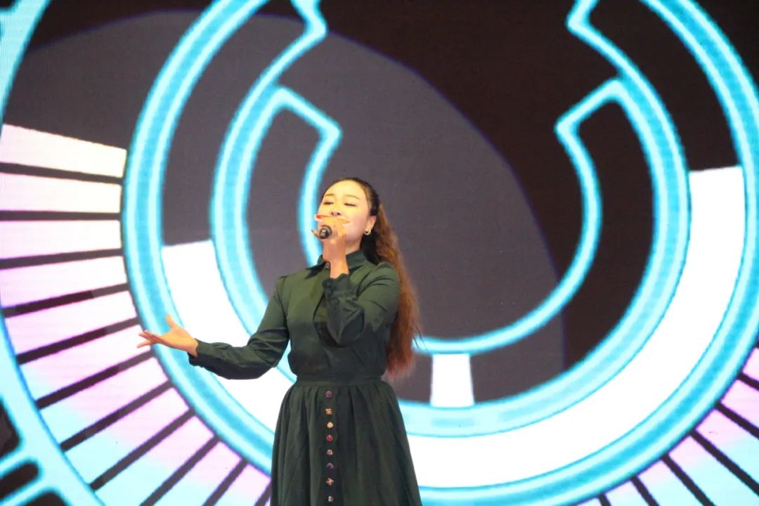 170657ff7ffqft8p8ffxvt.jpg